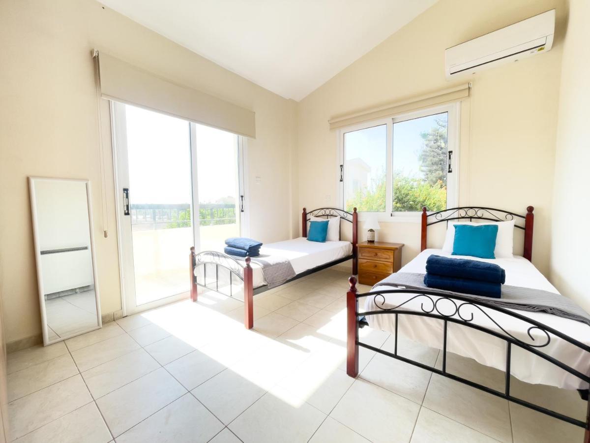 Sunset Pearl Holiday Villa Ayia Napa Exterior photo
